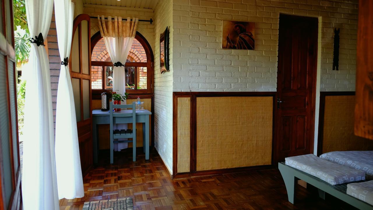 Eco Lodge Les Chambres Du Voyageur Antsirabe Exteriör bild
